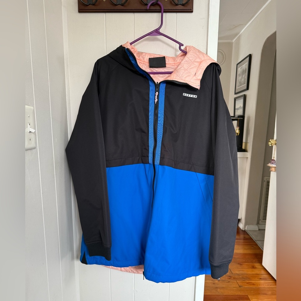 Burton women’s jacket, brand new with tags